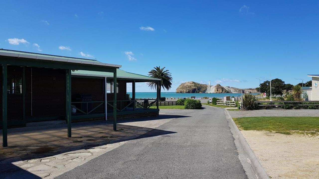Castlepoint Holiday Park & Motels Exteriör bild